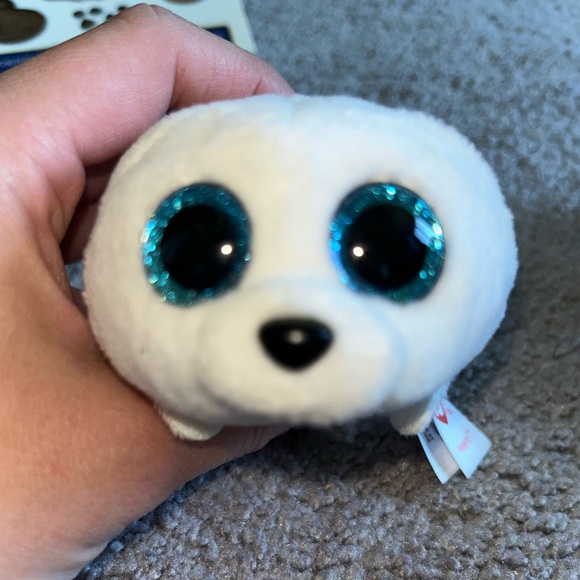 TY PLUSH - Picture 2 of 6